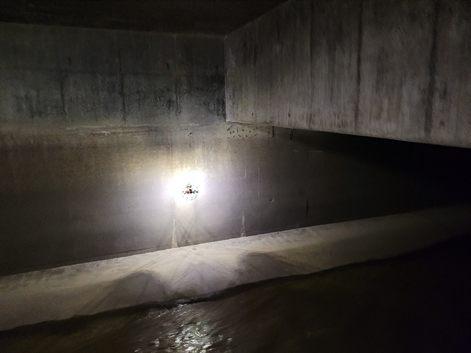 Inspektion im Überlaufbauwerk vom Nesenbachsammler in Stuttgart