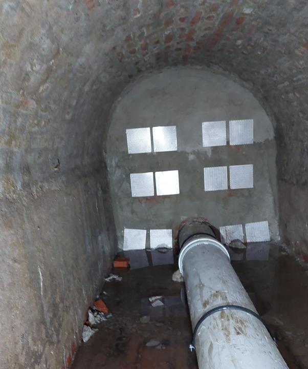 Abmauerung mit Durchleitung DN300